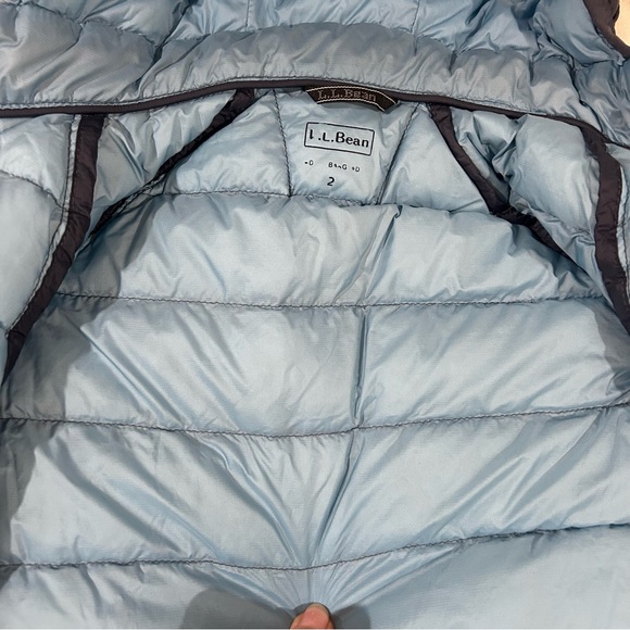 LL Bean! Infants' and Toddlers' Ultralight 650 Down Jacket size 2T. - Picture 8 of 10
